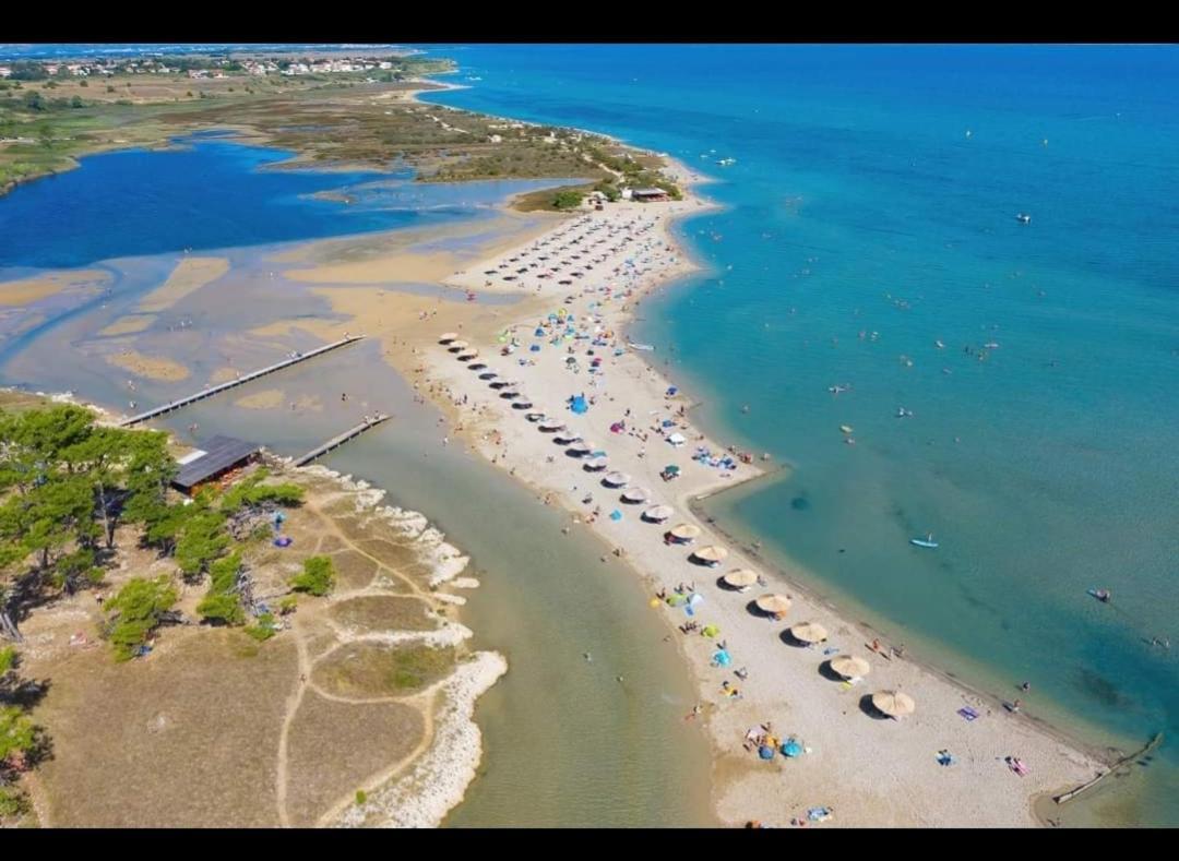 Holiday Home Aria Nin Εξωτερικό φωτογραφία